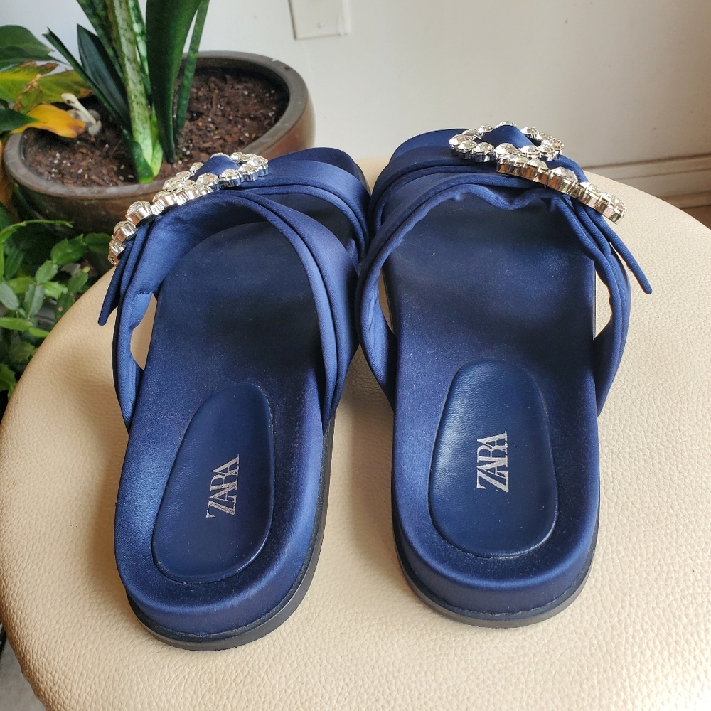 Zara Women's Navy Sandals with Crystal Accents - Picture 3 of 6